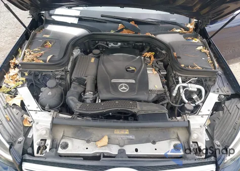 2016 Mercedes-Benz Glc 300 4Matic z USA, uszkodzony, nr VIN WDC0G4KB1GF069671